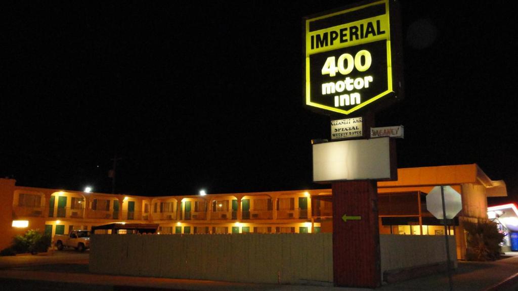 Imperial 400 Motor Inn Needles Buitenkant foto